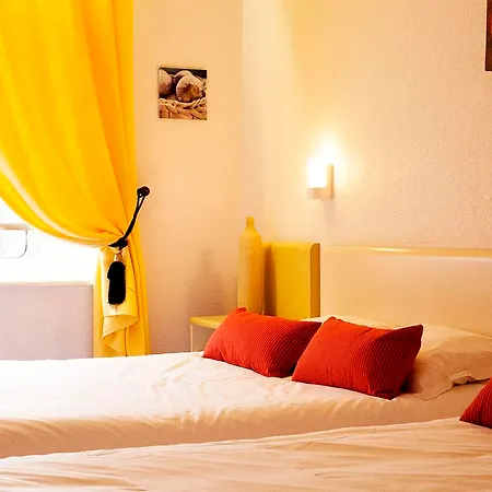 Szálloda Inter-hotel De Lorraine 3*