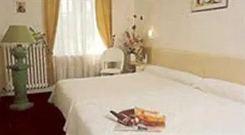 Inter-hotel De Lorraine Hotel Longuyon